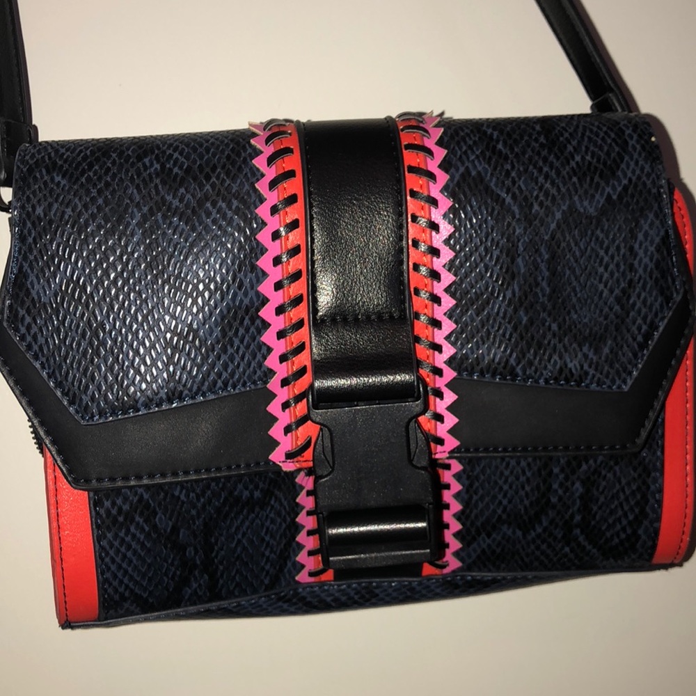 Faux Snakeskin Crossbody Bag / Clutch